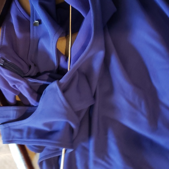 GUCCI cutout size 4 with Gucci belt - Picture 4 of 10